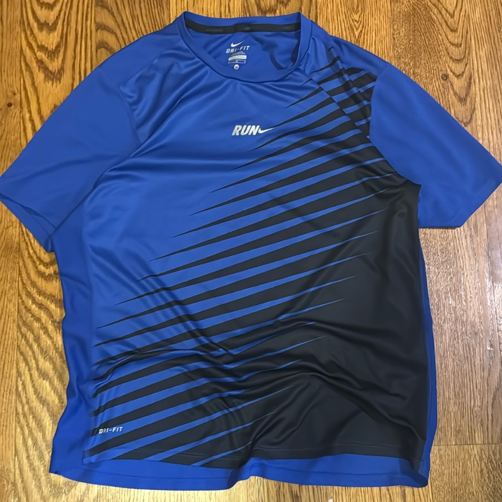 Nike Dri-FIT Run Blue Black Graphic Shirt Men’s Medium
